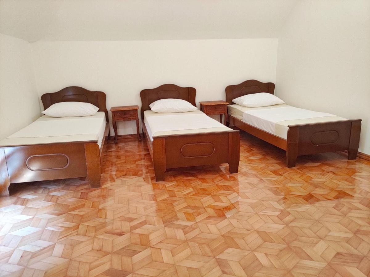 Batumi Sun Hostel Buitenkant foto
