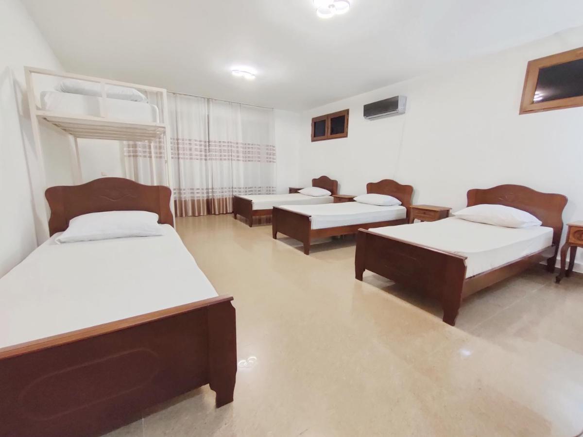 Batumi Sun Hostel Buitenkant foto