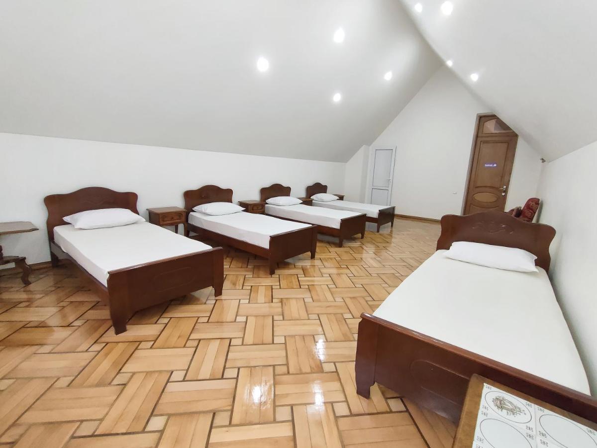 Batumi Sun Hostel Buitenkant foto